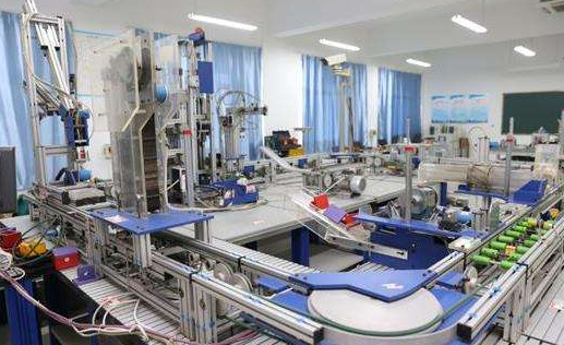 ���˸߿���ר����ְҵѧԺ����һ�廯����רҵ