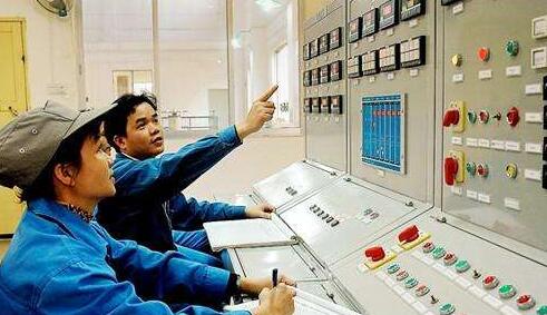 ���˸߿���ר���ϻ���ְҵ����ѧԺ�����Զ�������רҵ