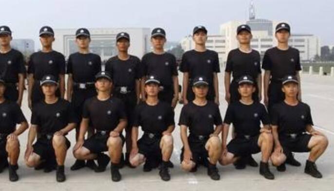 ���˸߿����Ͼ���ѧԺ���רҵ��ƾ��ô��