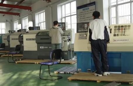 ���ؼ���רҵ���ڴ�ר  �ϻ���ѧ���׿���