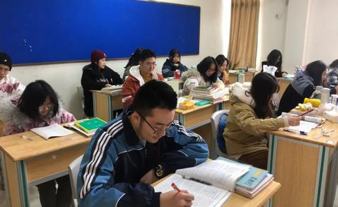 �տ��Ļ���ѵѧУ�����