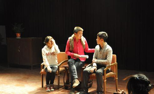 �տ����ݼ�ѵ���ĸ���