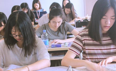 �����տ���ѵѧУ�����