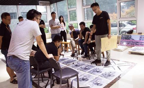 �տ���ѵ����ѧУ�ļҺ�