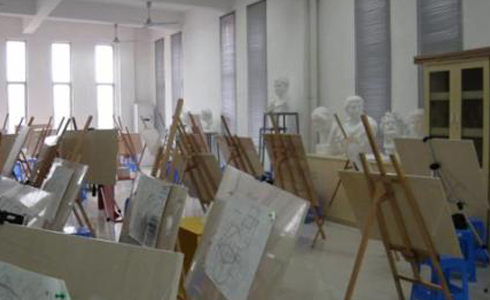 �տ���ѵ����ѧУ�ļҺ�